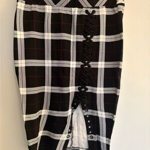 Torrid Black, White and Burgundy Plaid Lace-Up Pencil Skirt